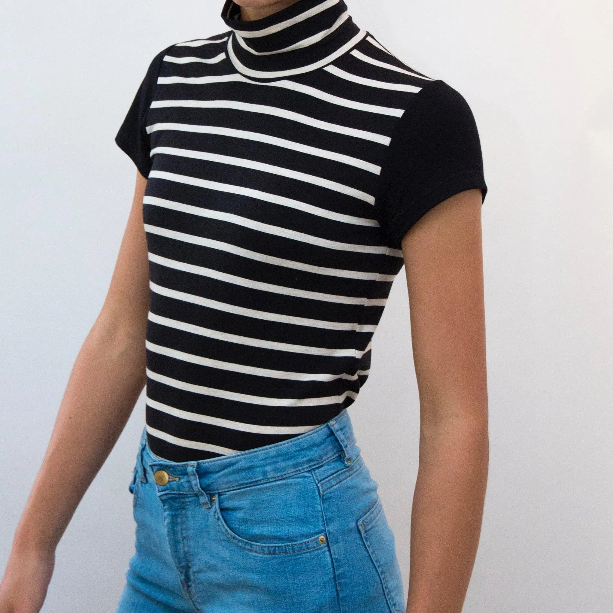 2805 // Women's T-Shirts