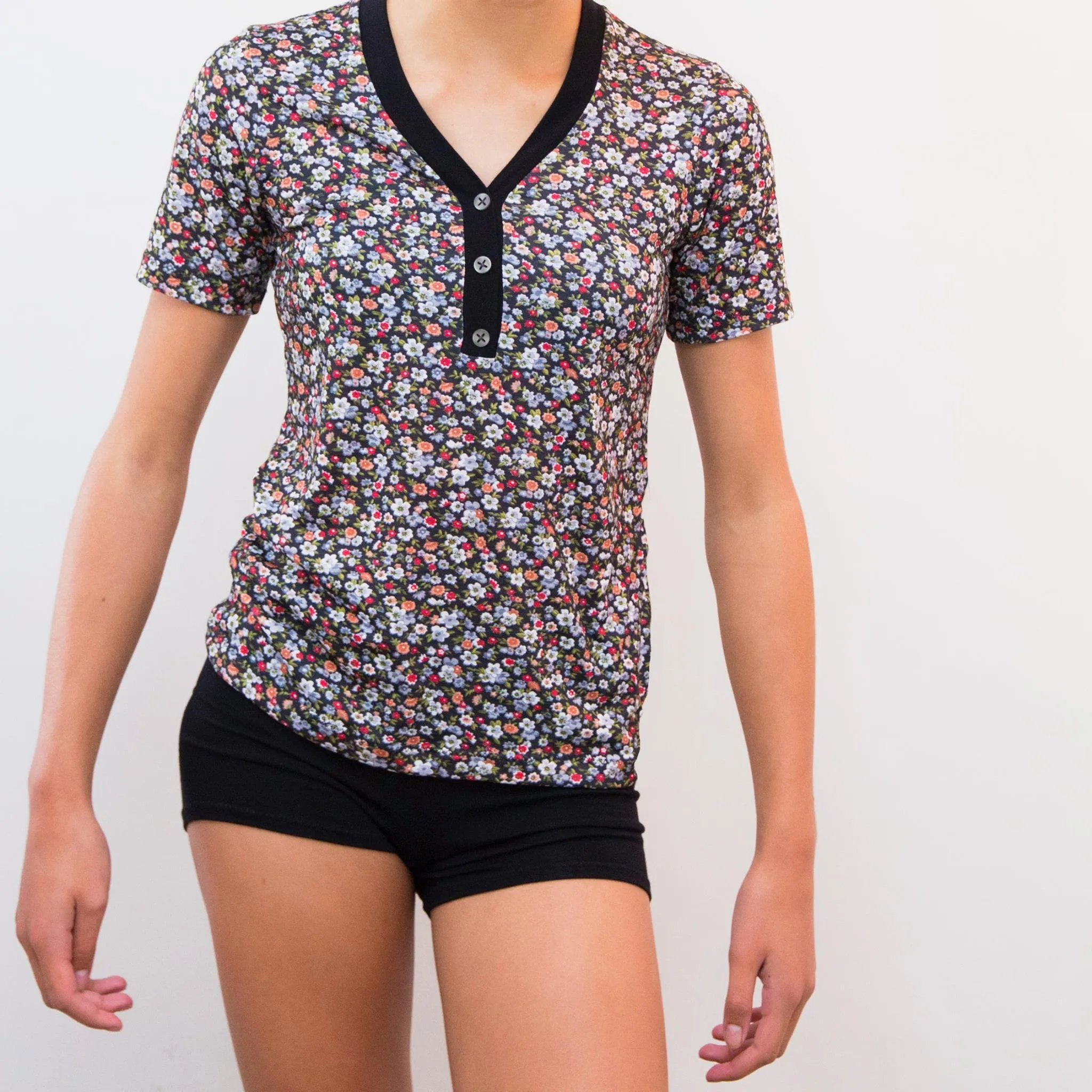 2805 // Women's T-Shirts