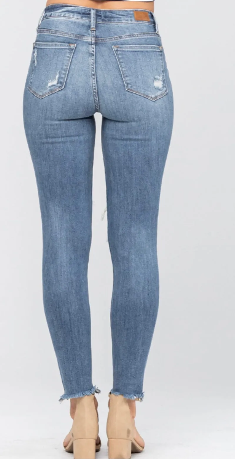 Destroyed Knee Skinnies