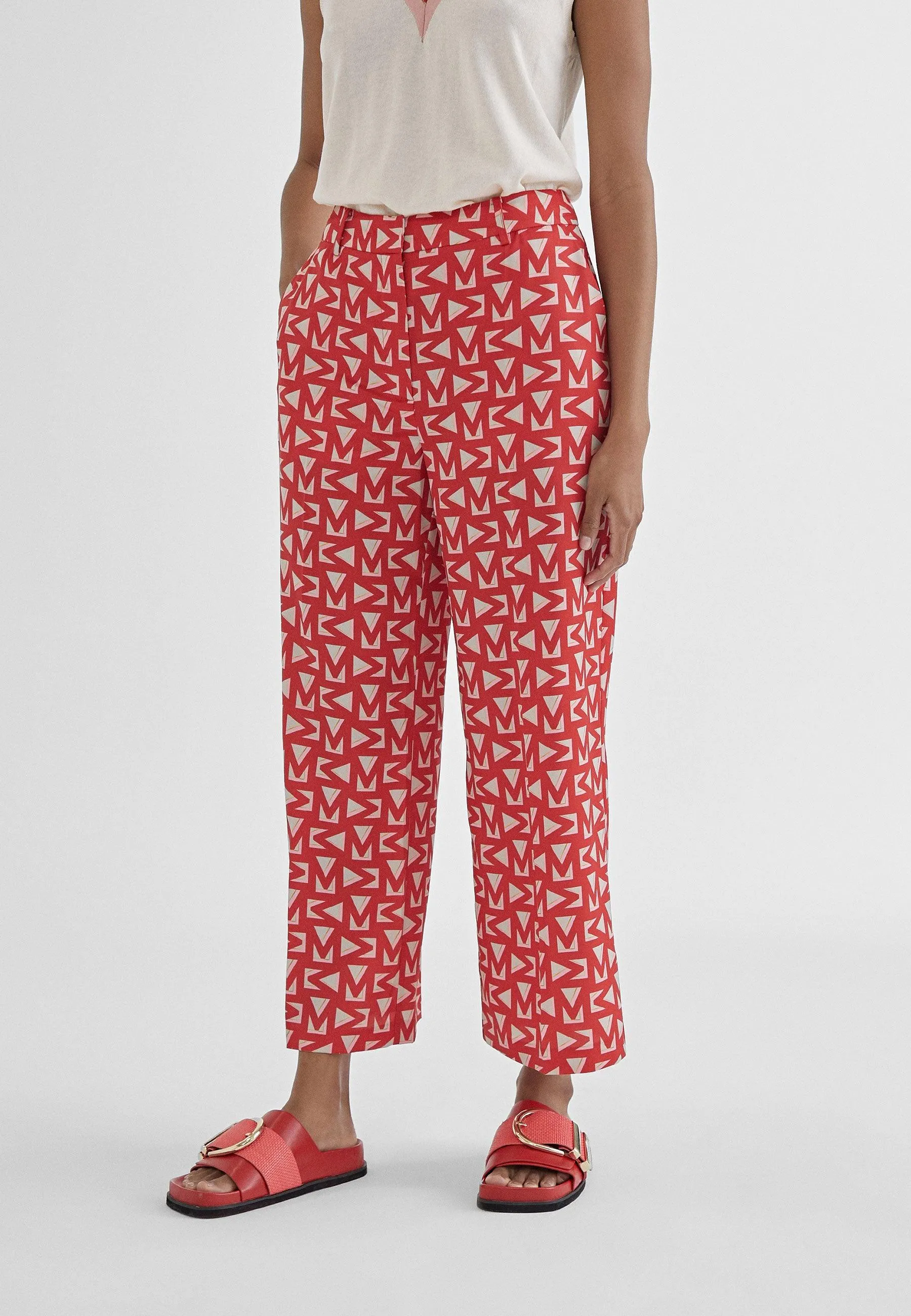 Monogrammed cropped trousers