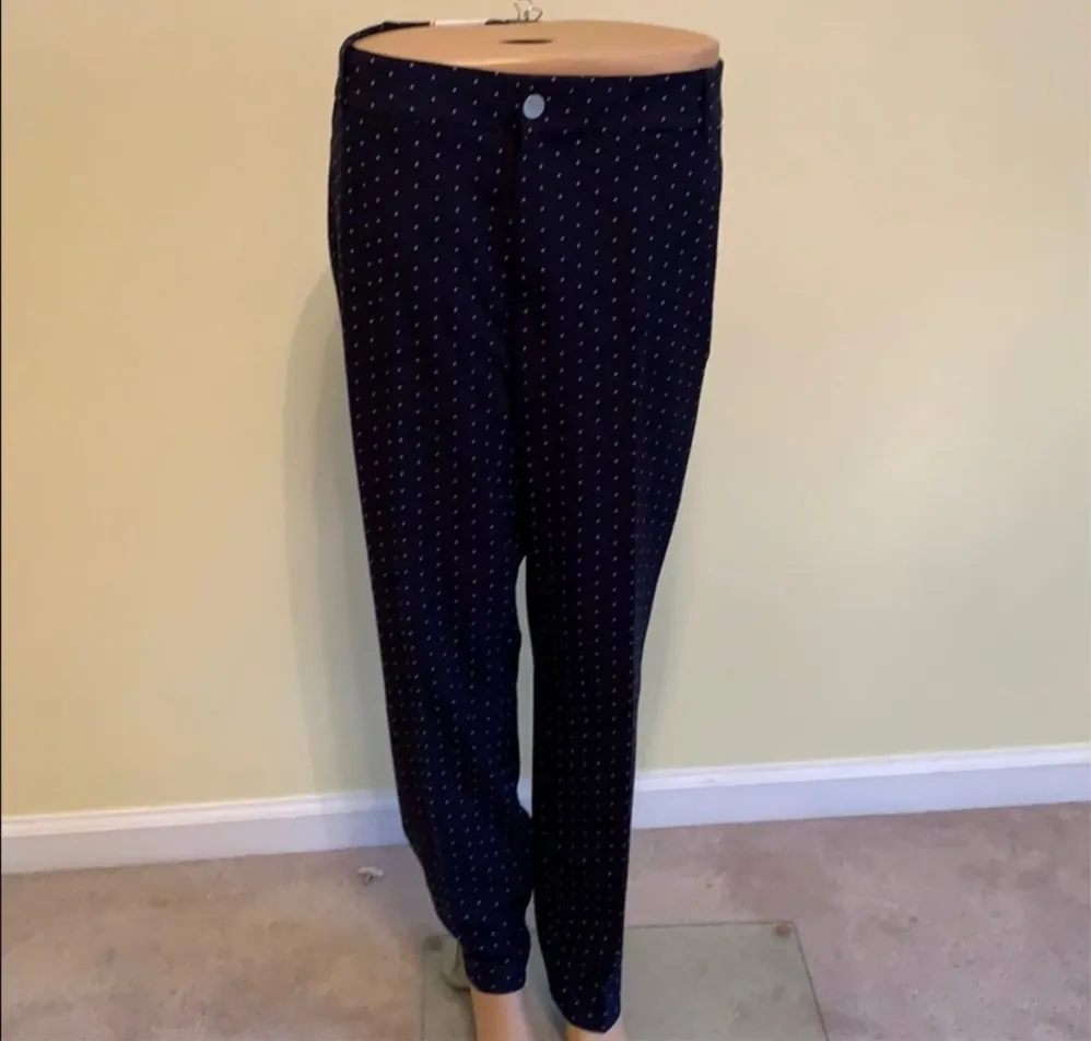 Tommy Hilfiger stretches skinny pants